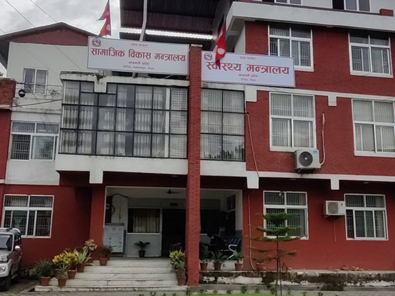 बागमती प्रदेशको विद्यालय नर्स कार्यक्रम सुगममा मात्रै प्रभावकारी, विकटका विद्यालयमा नर्स टिकाउनै चुनौती